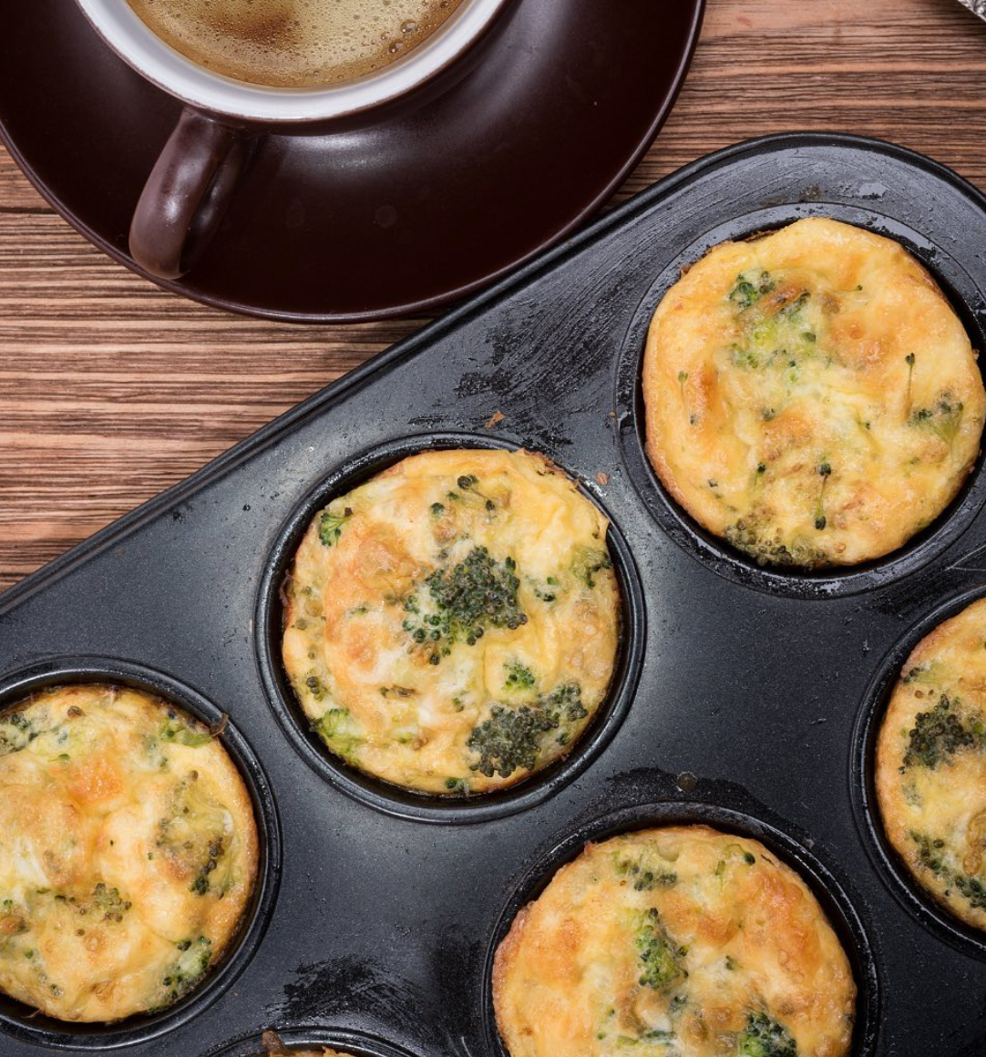 Raised Bloom Muffin Pan